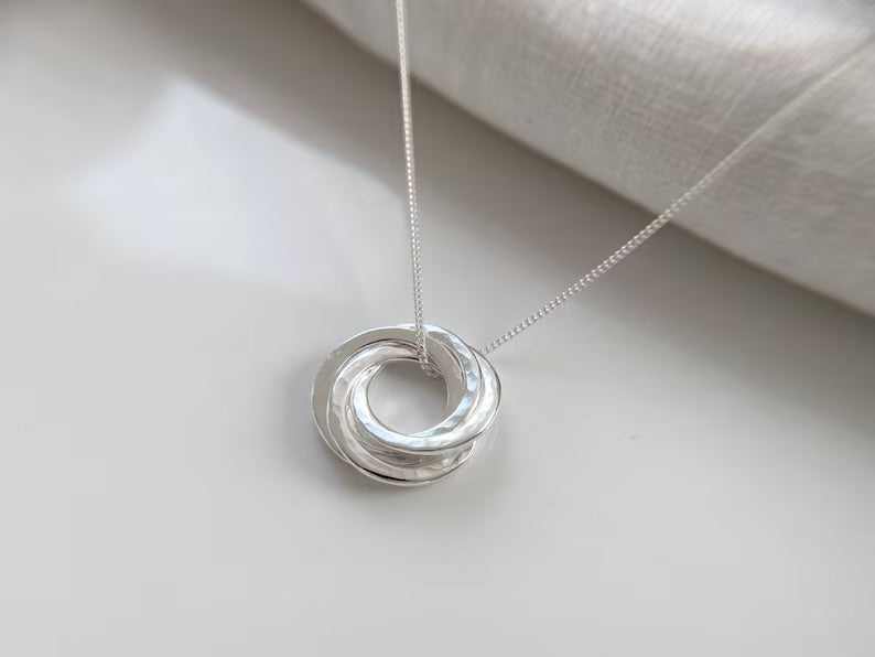 Silver Circle Friendship Pendant Necklace for 4 Friends