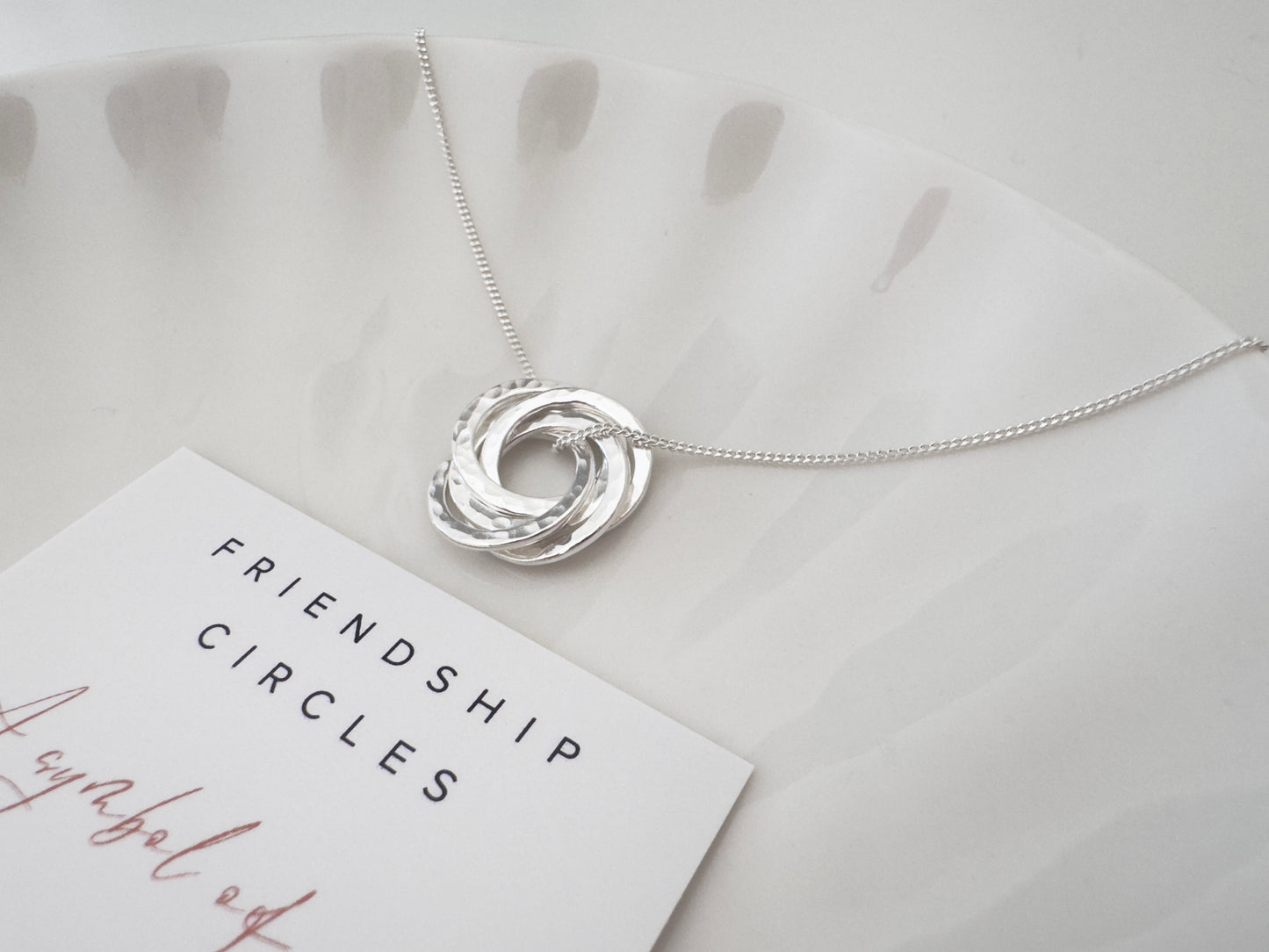 Silver Circle Friendship Pendant Necklace for 5 Friends