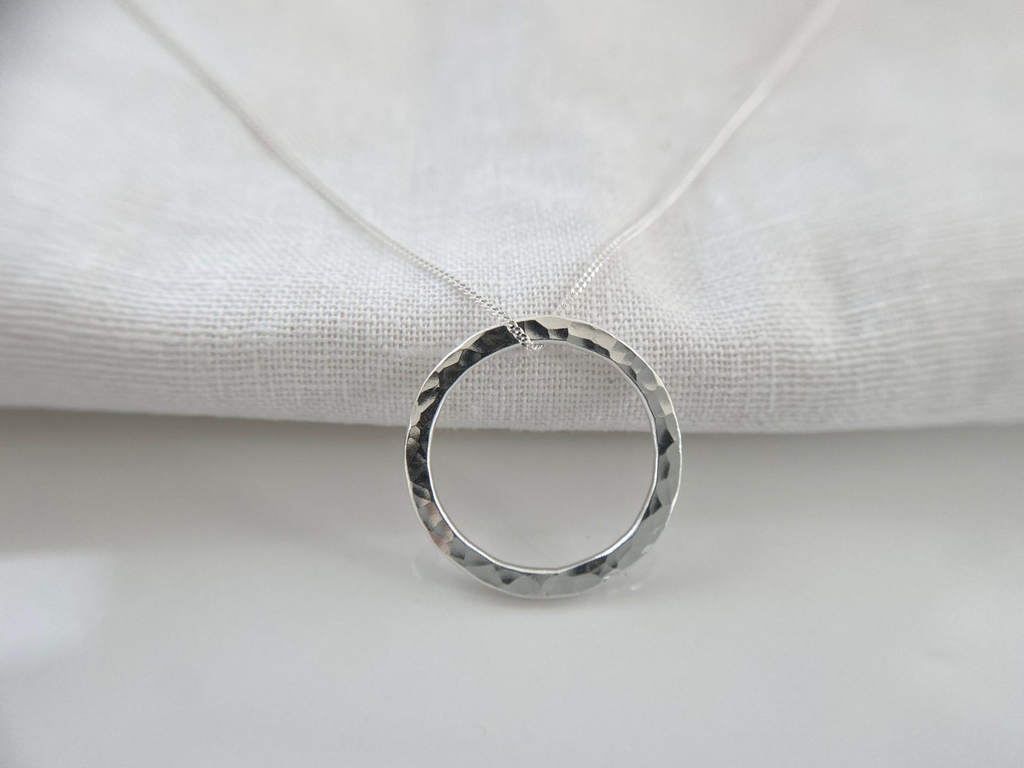 Everyday Sterling Silver Circle Layering Necklace (M)