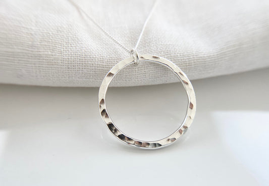 Simple Silver Circle Necklace