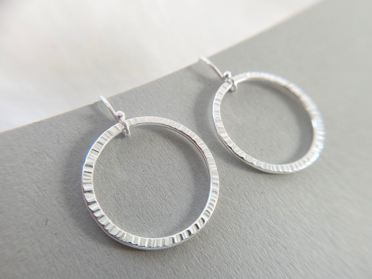 Silver Hoop Earrings with Line Texture (M)