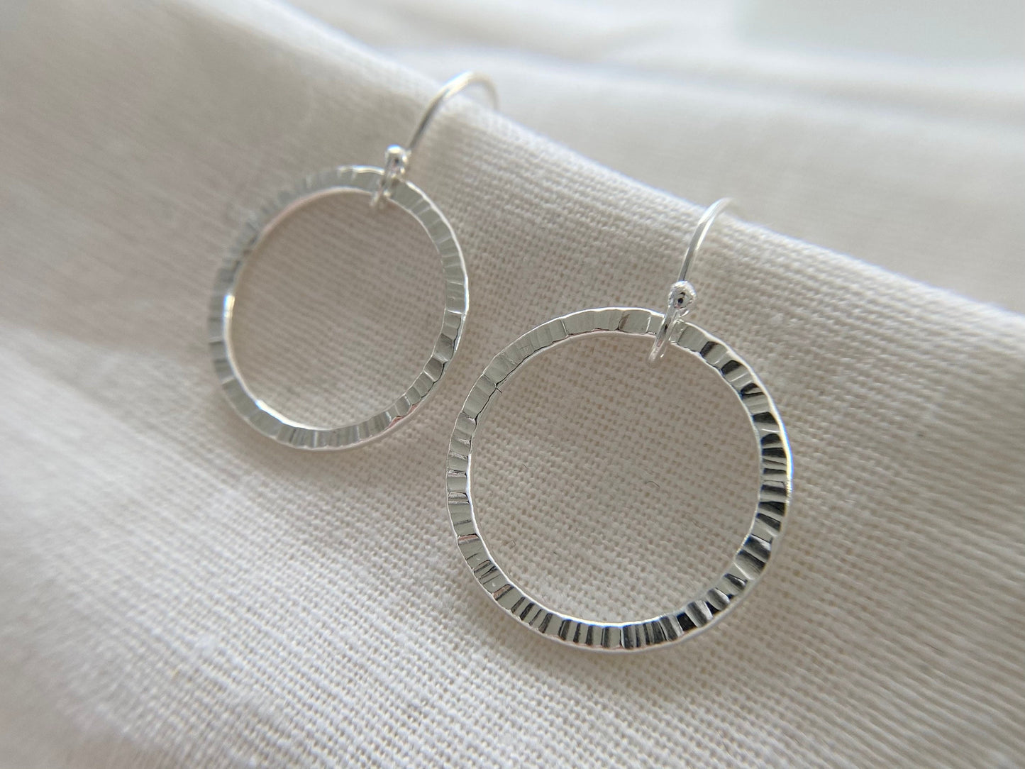 Silver Hoop Earrings with Line Texture (L)