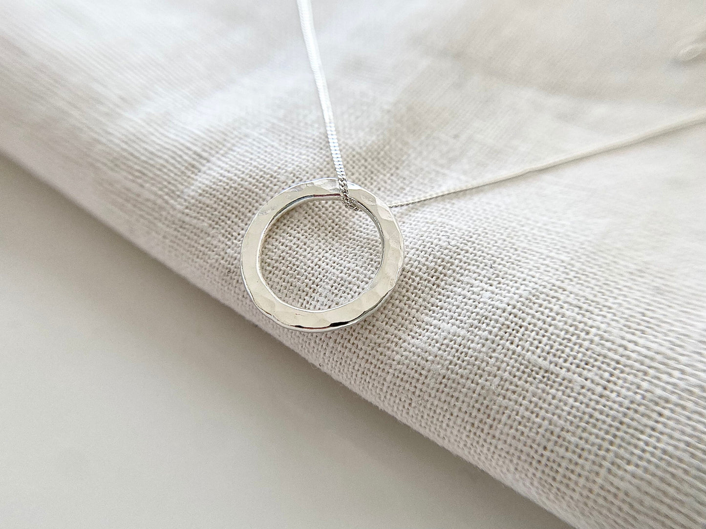 Simple Silver Circle Layering Necklace (S)