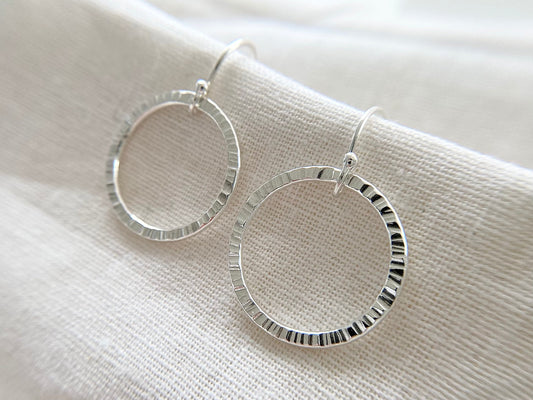 Silver Hoop Earrings with Line Texture (M)