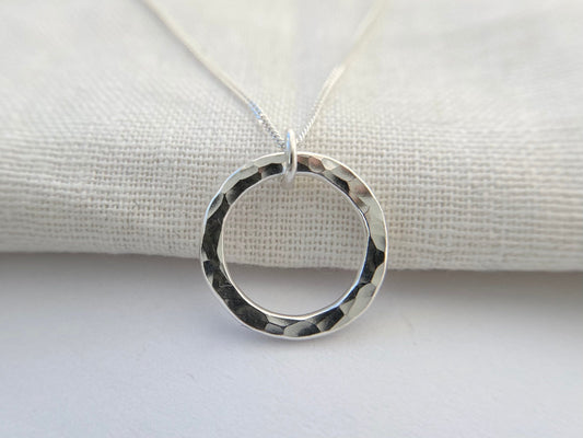 Everyday Sterling Silver Circle Pendant Necklace (S)