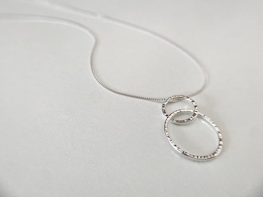 Silver Linked Double Circle Necklace with Line Texture