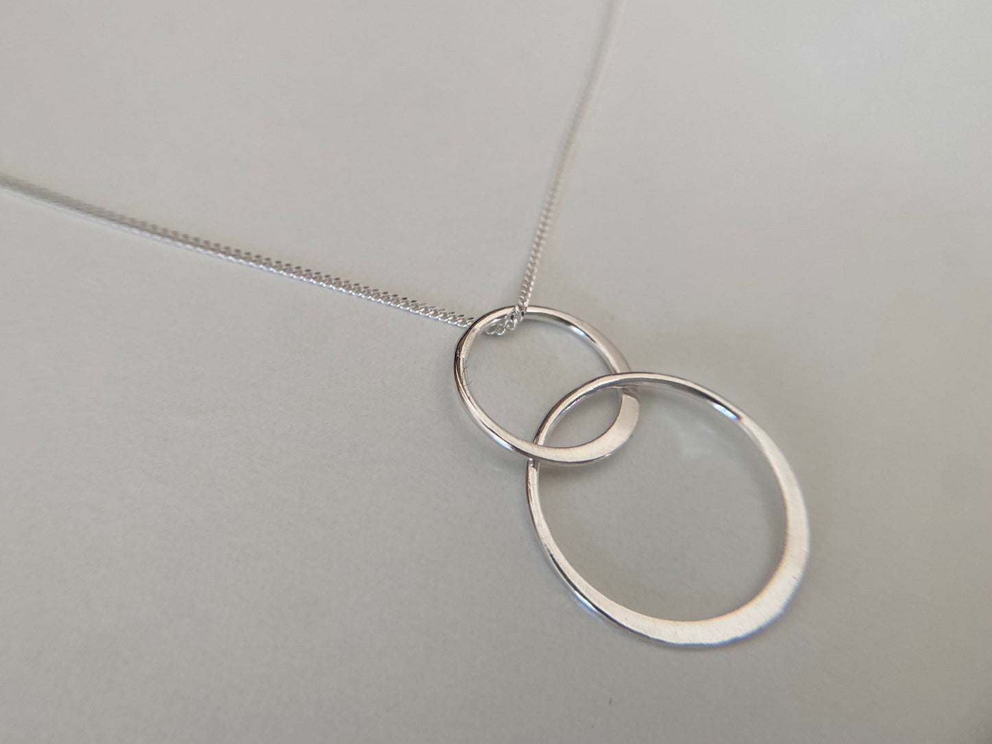 Silver Linked Double Circle Necklace